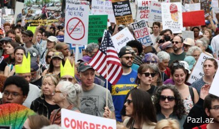 Американцы вышли на протесты против Трампа