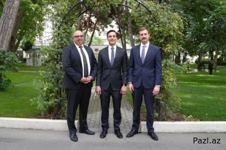 В Баку прибыл посланник Госдепа