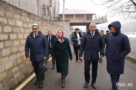 Эми Карлон посетила Красную Слободу