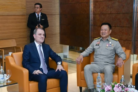 Джейхун Байрамов встретился с премьер-министром Таиланда