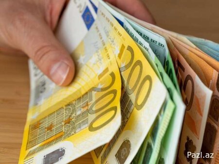 Сколько украинцы зарабатывают в Европе?